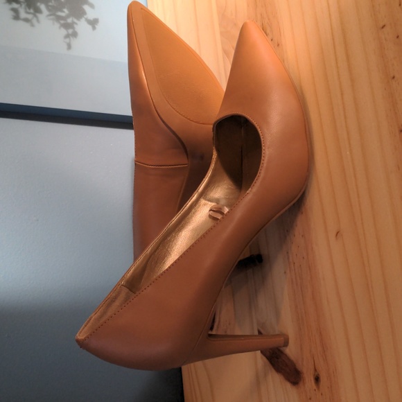 BCBGenerations - Picture 3 of 4